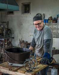 michael-kinghorn-blacksmith-sculptor-artist-wakefield-quebec-sculptures-paintings-drawings-studio-12.jpg michael-kinghorn-blacksmith-sculptor-artist-wakefield-quebec-sculptures-paintings-drawings-studio-12.jpg
